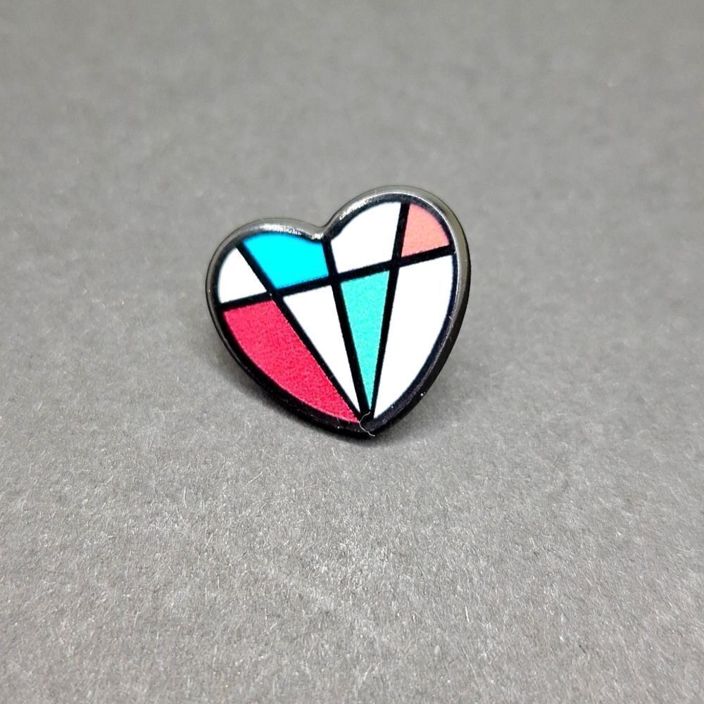 Abstract multicolor heart shape enamel pin fashion accessory